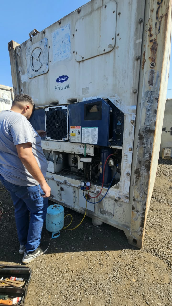 Atendimento técnico da ReeferTec em um contêiner refrigerado